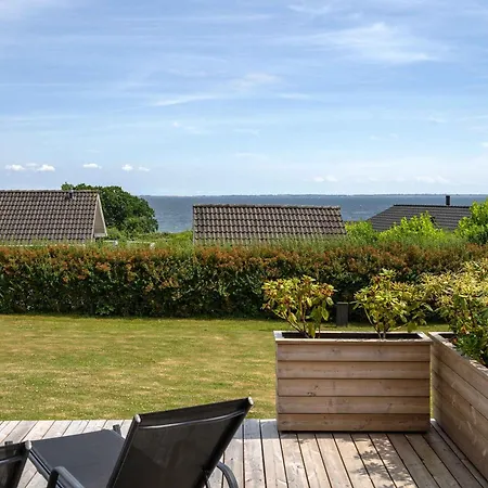 Sea View, Sauna, And Access Sarup