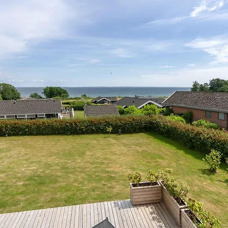 Sea View, Sauna, And Access