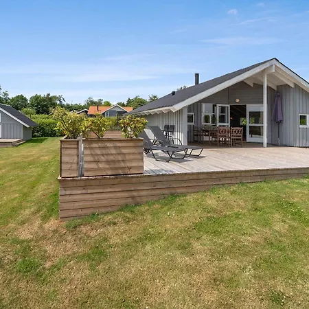 Holiday home Sea View, Sauna, And Access